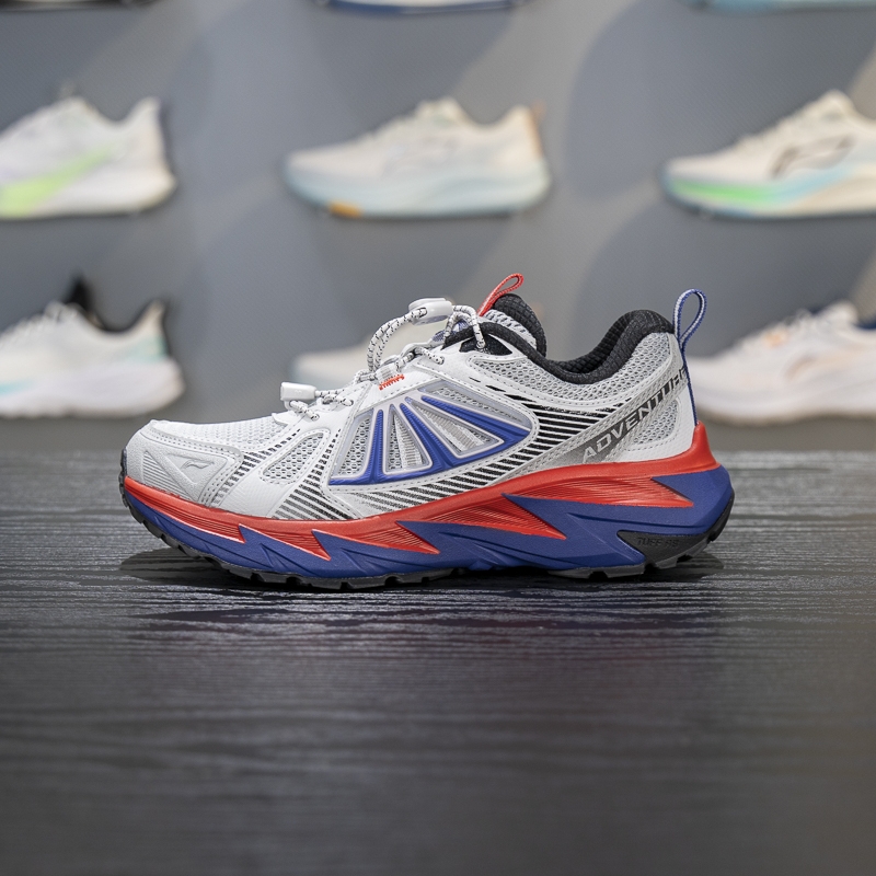 李宁四季通用缓震回弹童户外鞋