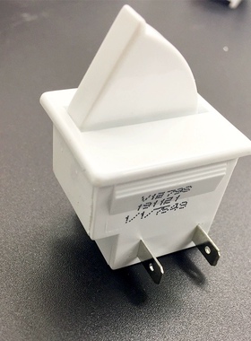 适用海尔冰箱配件开门开关电源两脚扇形灯开关包邮/00606050066