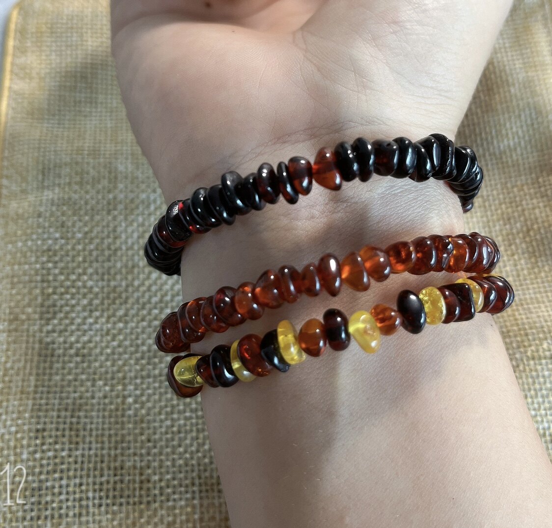 NATURAL AMBER ELASTIC HAND RING OPEN AMBER EDGE EXPERIENCE SUITABLE FOR ADULT HAND CIRCUMFERENCE OF ABOUT 15CM