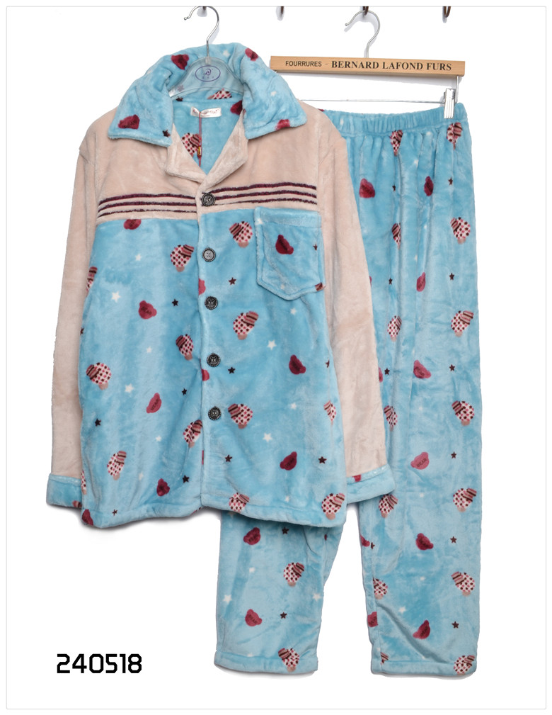 冬季珊瑚绒可人儿男女特惠处理