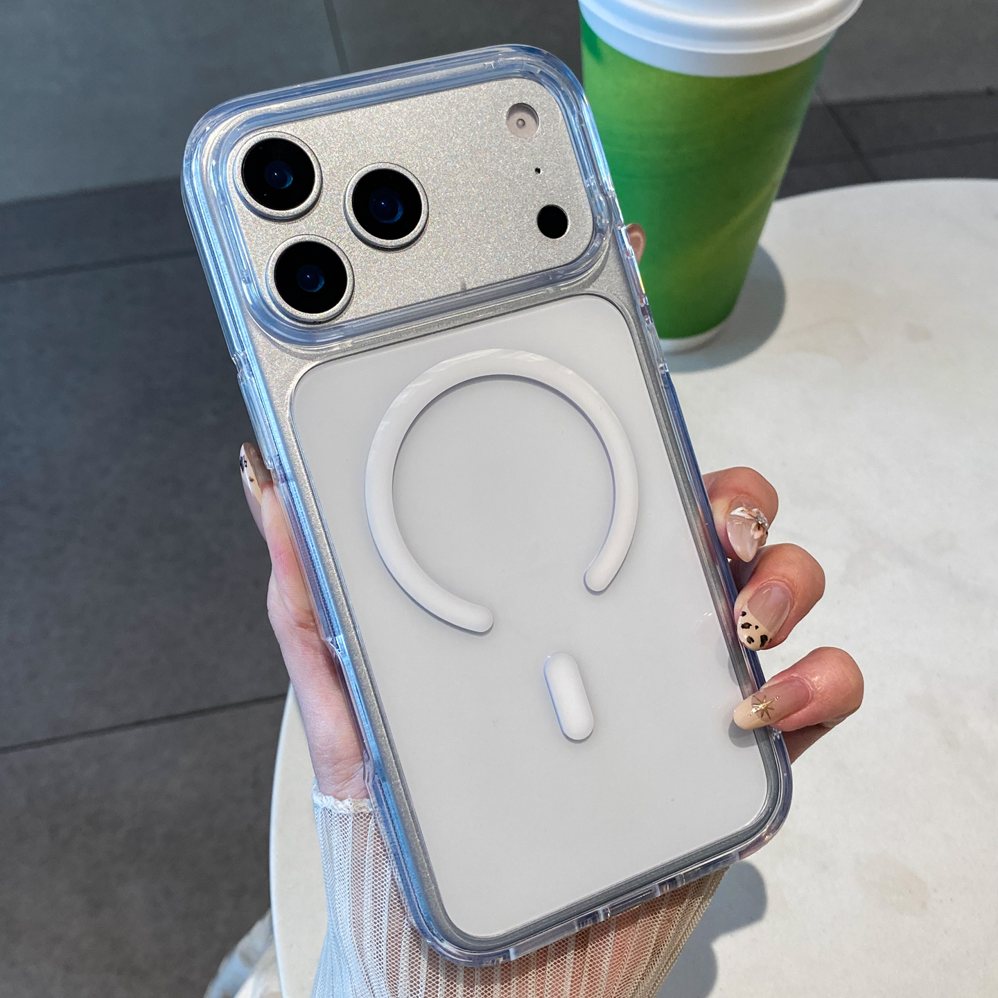 苹果iphone17亚克力简约磁吸壳