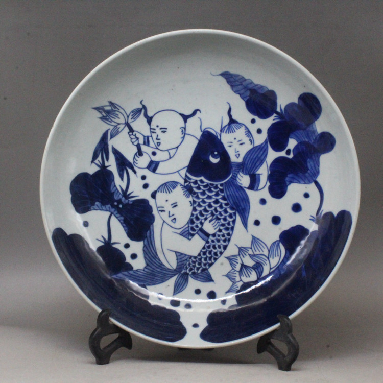 手绘青花釉下彩鱼纹赏盘（口28.5CM）古风中式盘子装饰陶瓷装饰盘,家居饰品,装饰坐盘/挂盘,淘宝优惠券,粉丝福利购,淘宝优惠卷