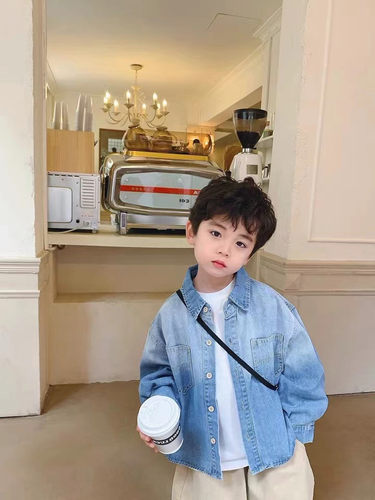 巨软男童纯棉牛仔衬衫春季