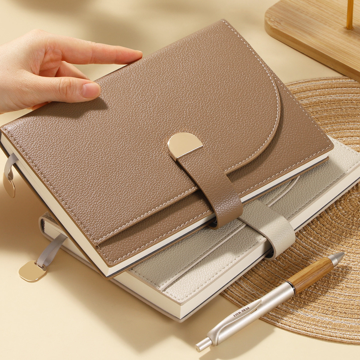 商务简约高档笔记本加厚皮面记事本定制广告高颜值礼盒日记本,文具电教/文化用品/商务用品,笔记本/记事本,淘宝优惠券,粉丝福利购,淘宝优惠卷