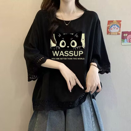 胖mm甜美印花宽松休闲显瘦百搭上衣新款300斤大码镂空短袖T恤女潮