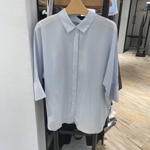 MM麦檬商场同款夏浅蓝桑蚕丝衬衫