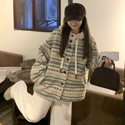 女童冬装外套2025新款儿童洋气皮毛一体上衣女大童加厚羊羔绒大衣