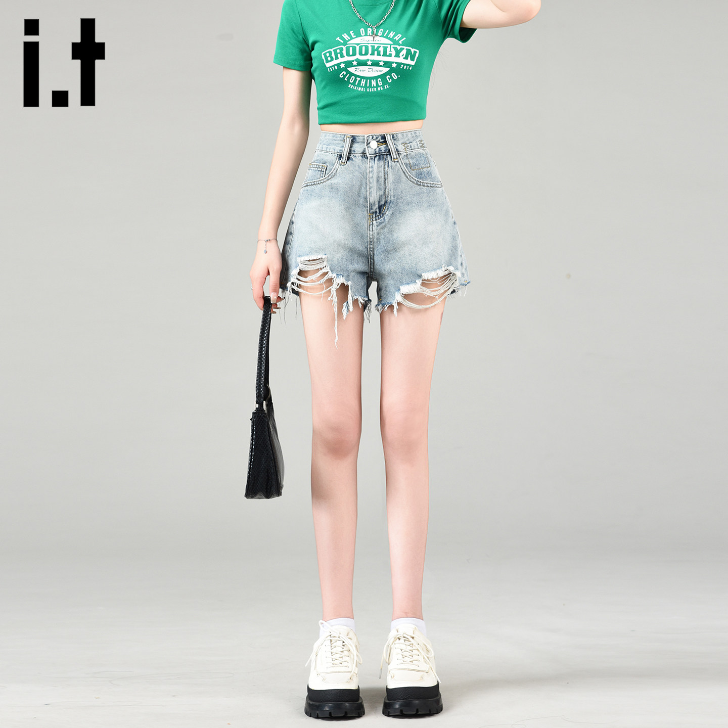 itFIVECM浅色破洞牛仔短裤女夏季
