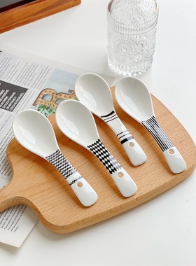 ins赫本风黑白色陶瓷勺子几何纹理咖啡勺调羹勺高颜值家用调味勺