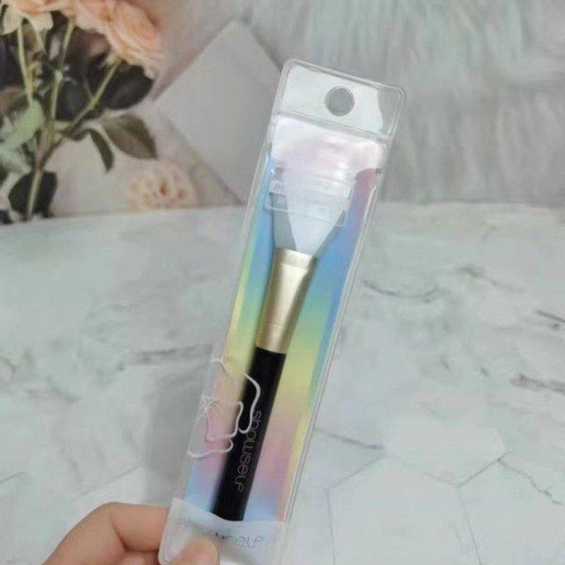 正品美妆工具刷子 上色双头眼影刷 柔软唇刷修饰眉粉刷唇刷硅胶面,彩妆/香水/美妆工具,化妆/美容工具,淘宝优惠券,粉丝福利购,淘宝优惠卷