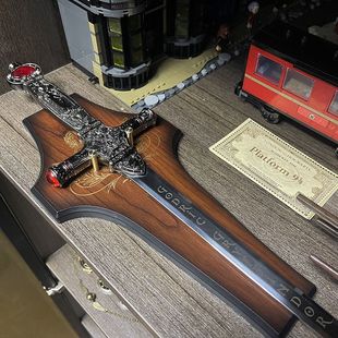 哈利波特魔法觉醒戈德里克格兰芬多金属剑COS道具电影周边未开刃