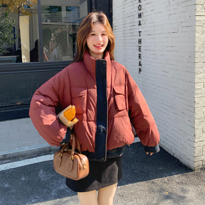 红色复古牛仔拼接羽绒服女2025冬季新款设计感保暖加厚白鸭绒外套图片