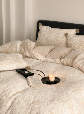 晚安猫轻奢兔毛绒双色雕花四件套冬季牛奶绒床单被套床笠球球床品