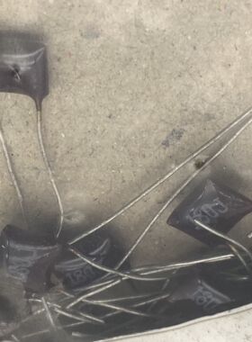 库存原装台产银云母电容 180J 180P100v 脚距5mm 库存全新
