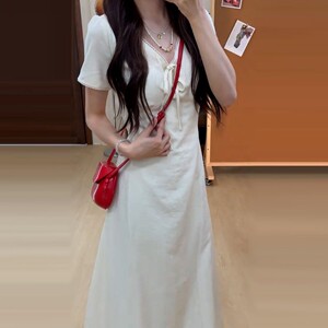 法式巨好看白色连衣裙子女夏季2025新款小个子海边度假高级感长裙