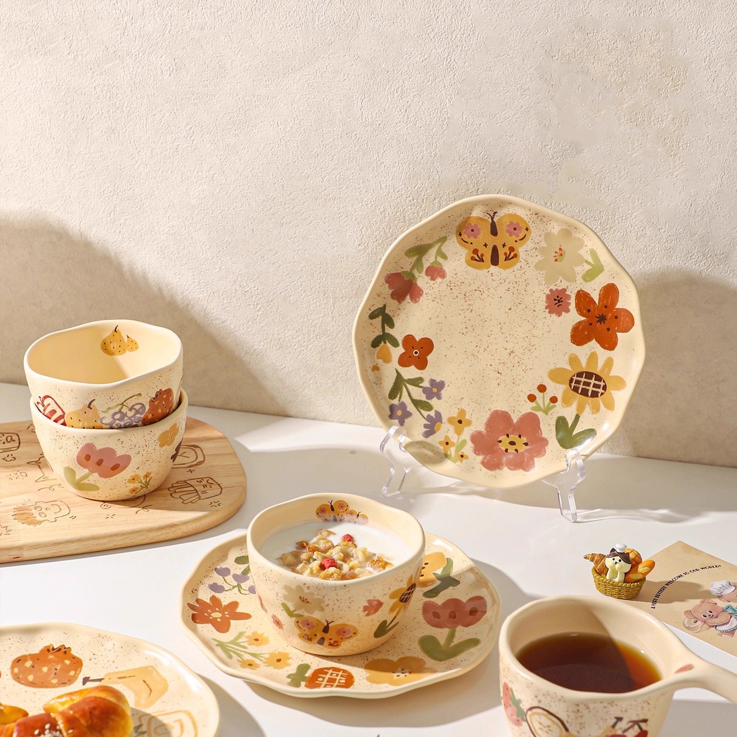 可爱手绘涂鸦陶瓷餐具套装水果瓷盘面碗甜品碗家用饭碗盘子咖啡杯