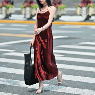 原创肌理感三醋酸缎面吊带连衣裙裙子45度斜裁长裙 2026春夏新款