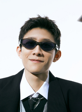 上野 THE OWNER入戏DEFAULT 张一山同款个性椭圆框潮流刀片太阳镜