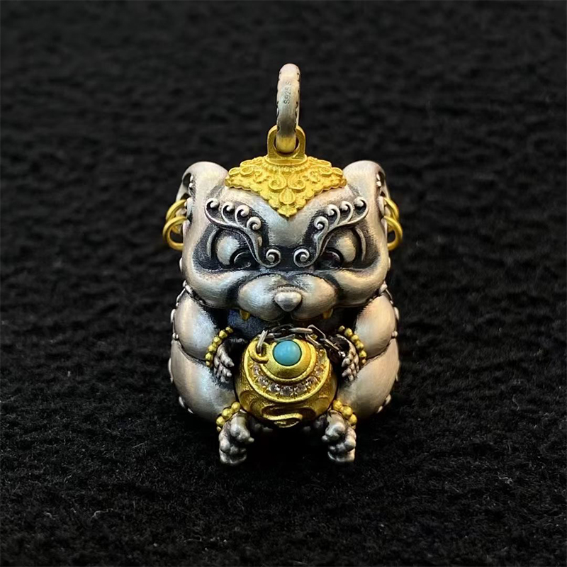 【藏玺物与悟/缘】925纯银镶嵌萌宠吐宝鼠吊坠四方纳财银饰挂坠