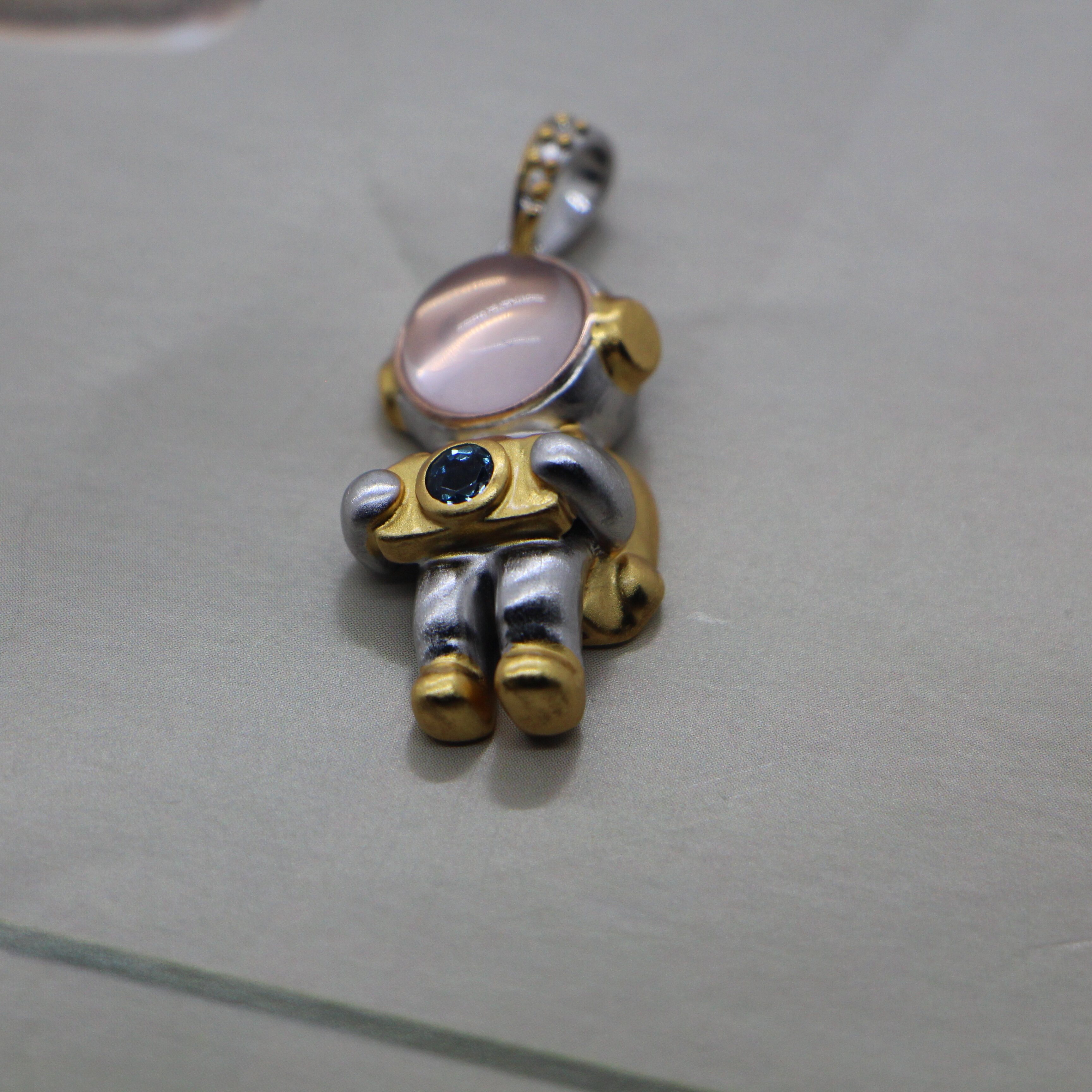 潮牌太空人吊坠宇航员吊坠拍照百搭长款高级小众设计感纯银配饰