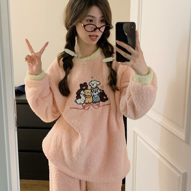 法兰绒睡衣女冬2025新款珊瑚绒可爱加厚秋冬家居服套装可外穿