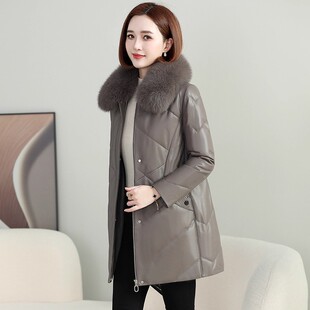 2026冬海宁新款真皮羽绒服女中长款皮衣年轻妈妈修身时尚皮草外套