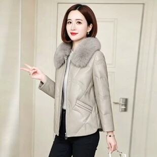 海宁皮衣羽绒棉服女2026冬季新款真狐狸毛领短款小个子皮草外套潮