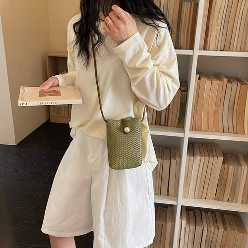 夏季轻量级编织迷你女斜挎手机包