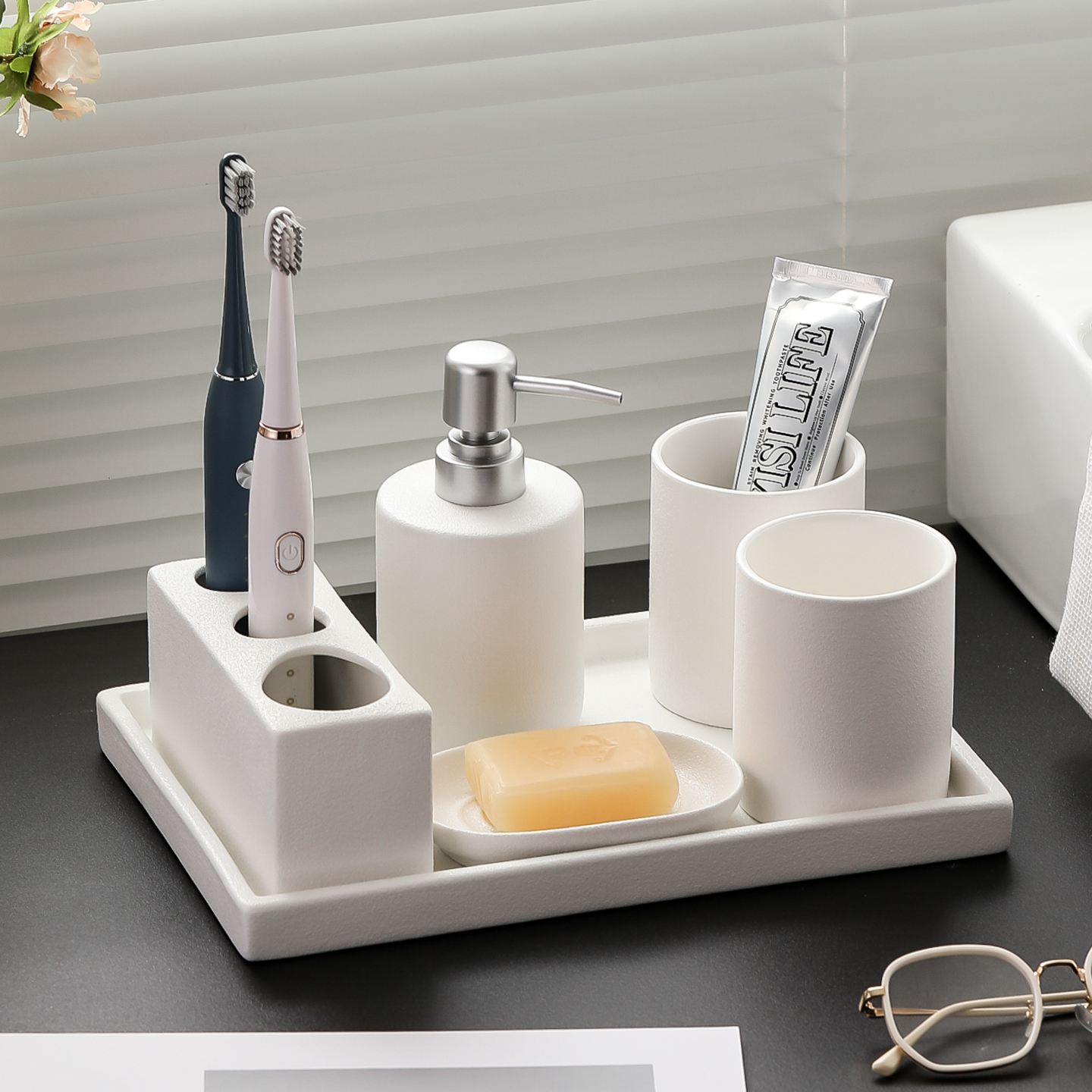 酒店家用卫生间陶瓷磨砂洗漱套装