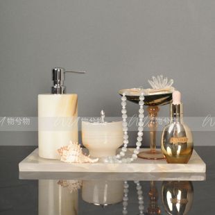 WU物兮物 现代轻奢样板间卫生间梳妆台大理石卫浴贝壳摆件饰品组