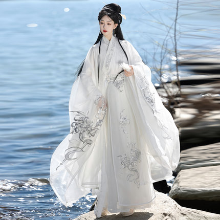 白芙蕖魏晋制汉服女2026新款春夏季刺绣交领大袖衫清冷风白色古装