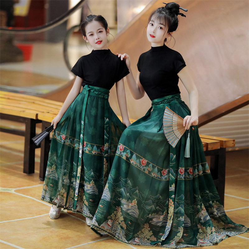 母女亲子装汉服女童日常马面裙