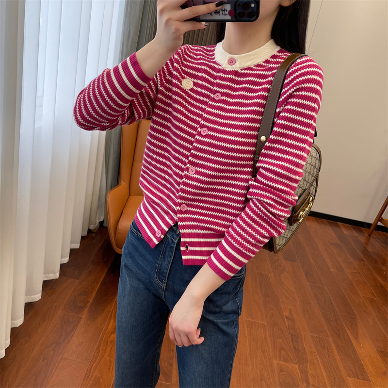 显白玫红条纹开衫针织外套女