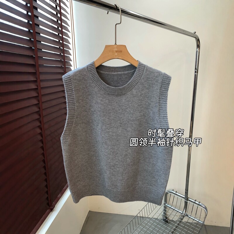THEWOW显瘦ju遮肉大V领叠穿马甲 软糯舒适微宽松版针织背心冬女