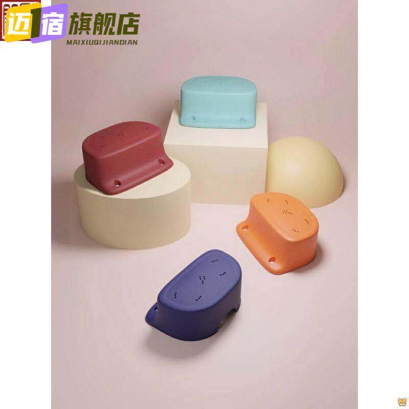 儿童洗澡浴凳迷你家用塑料浴盆浴桶吸盘泡澡凳宝宝小号简易坐凳。