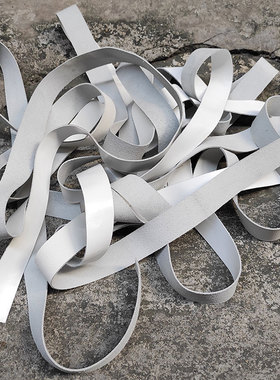 白色油蜡皮鱼子酱纹理头层牛皮条手工diy真皮包带腰带护理纯皮料