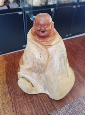 太行崖柏手雕天然意境开心弥勒