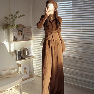 一整套ootd酷飒拽姐穿搭高级感休闲韩系chic别致咖色灯芯绒套装裤