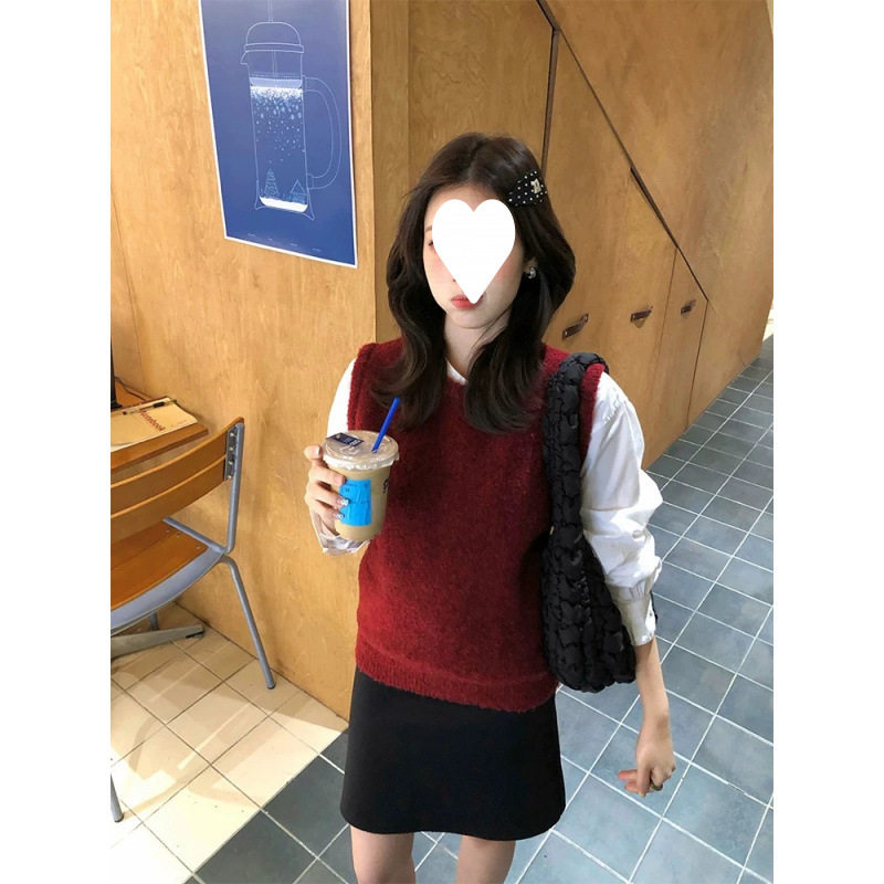 复古新年红色毛衣马甲针织背心女秋冬季韩系穿搭宽松叠穿无袖上衣