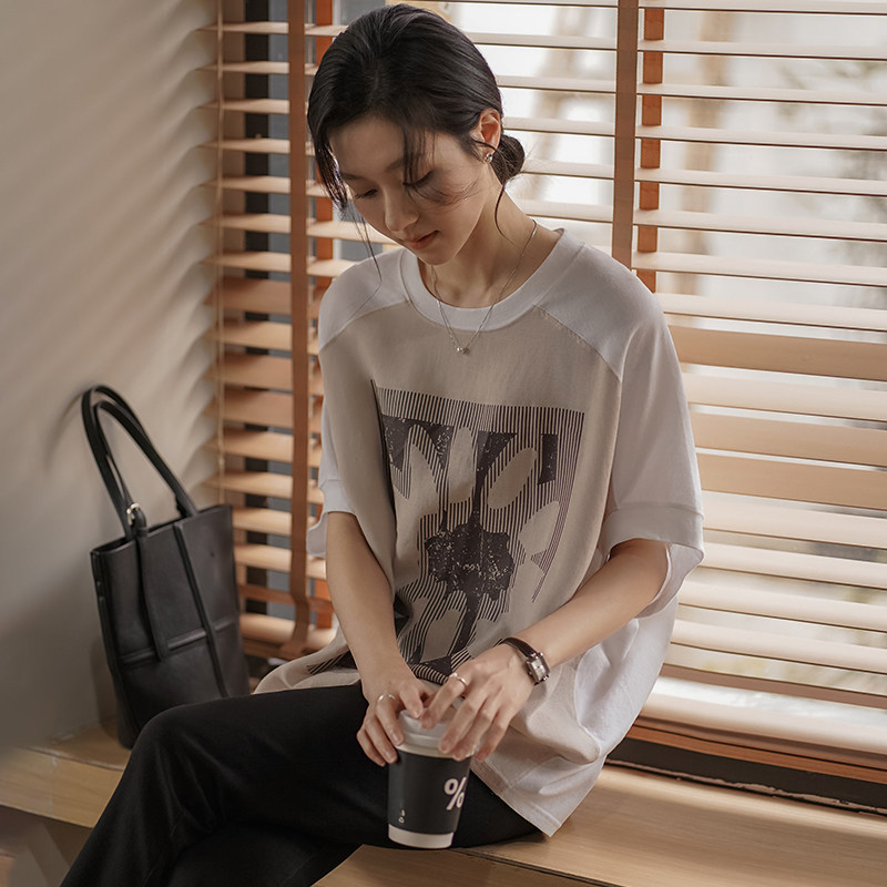 无谓2026夏季新款女装宽松显瘦蝙蝠袖圆领漂亮洋气休闲印花T恤女