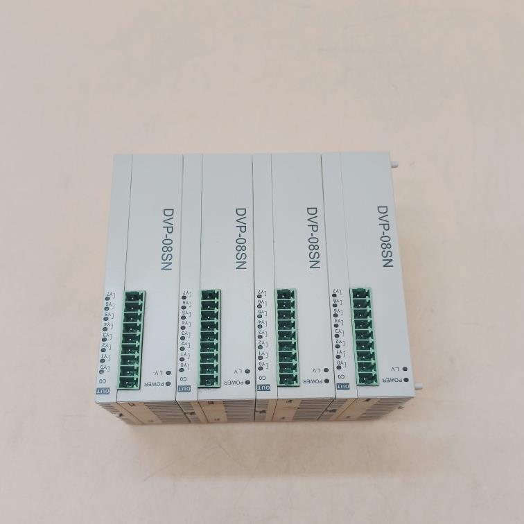 DVP08SN11R台达PLC扩展模块8点输出继电器少底部卡扣包邮顺丰