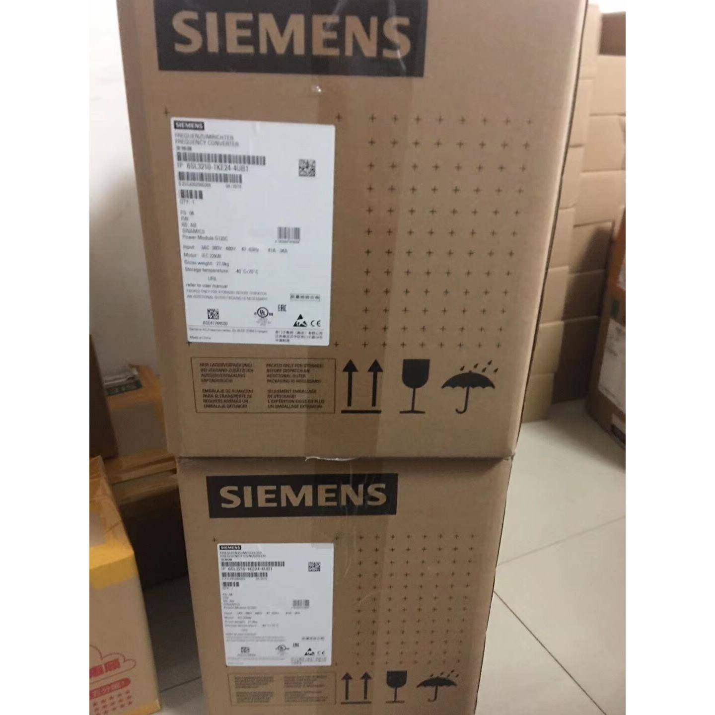 6SL3210-1KE32-4UF1西门子G120C变频器132kW 6SL32101KE324UF1
