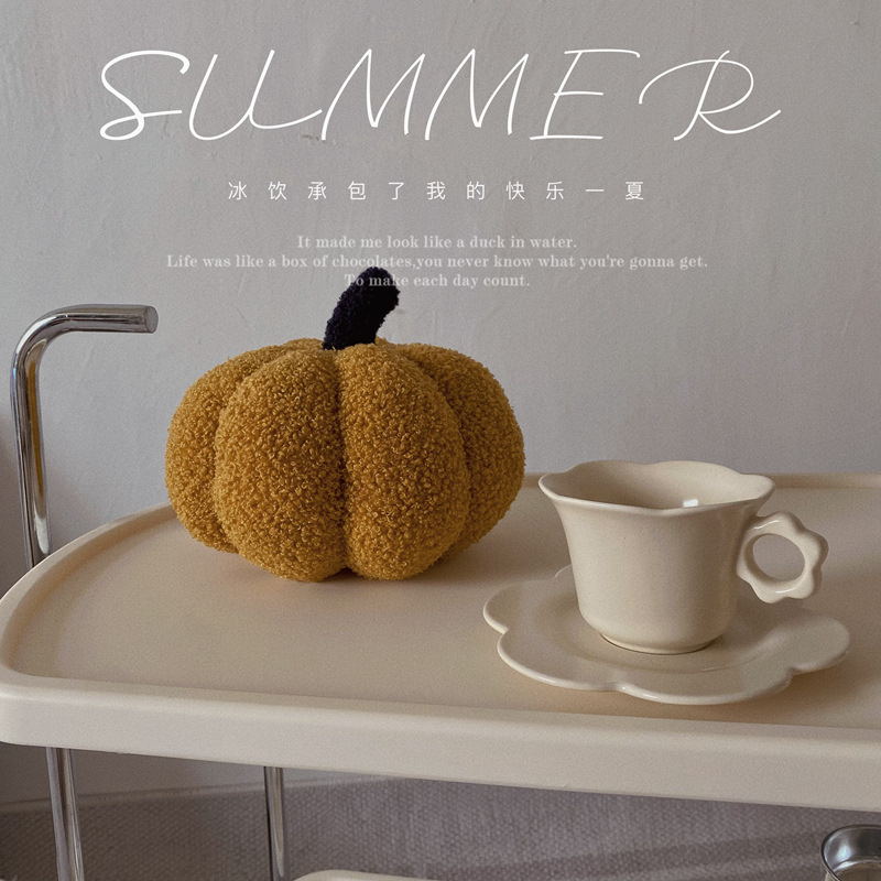 复古轻奢风格南瓜抱枕 简约北欧风搭配抱枕 拍照百搭波点南瓜枕