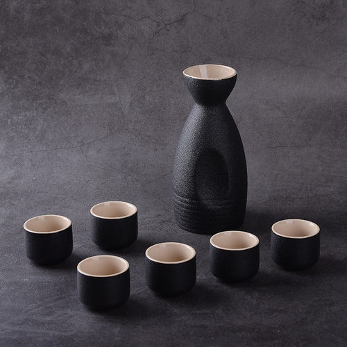 .热卖日式和风酒具套装 仿古白酒酒器陶瓷黄酒黑粗陶 清酒具