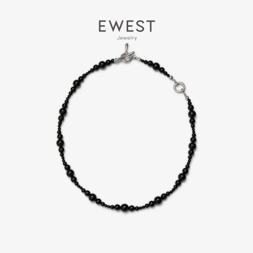 EWEST 小众设计渐变串珠高级感黑色玛瑙项链女颈链简约圆珠锁骨链
