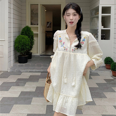 大码只能胖妹妹刺绣碎花度假连