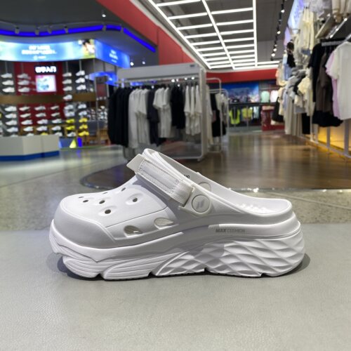 Skechers斯凯奇春夏女休闲厚底洞洞鞋百搭外穿凉拖鞋 111268-OFWT