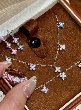 轻奢法式复古高级四叶草彩钻戒指耳钉手链项链多巴胺设计精致套装