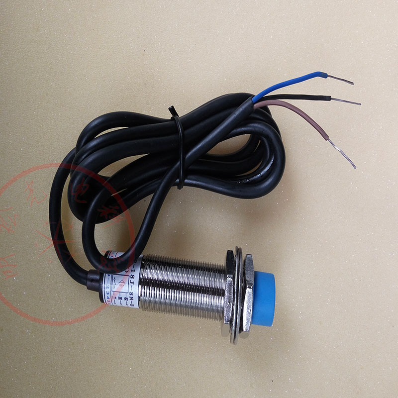 纺织配件PR-18J-8N-B  LE9BD-8N1-5探头智能感应传感器接近开关