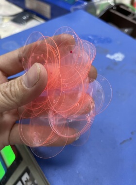 DIY手工材料亮片 6mm-50mm圆形边孔透明粉红色亮片 耳环透明亮片